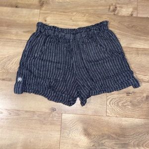 TIME & TRU LINEN SHORTS